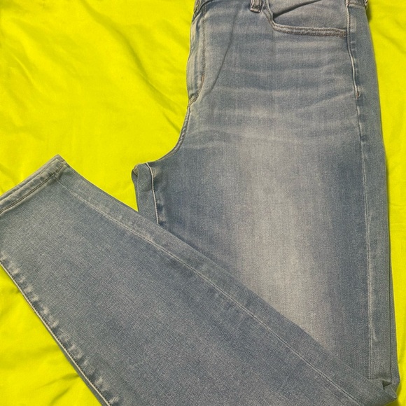 American Eagle Outfitters Pants - American Eagle Outfitters Light Blue Skinny Jeans